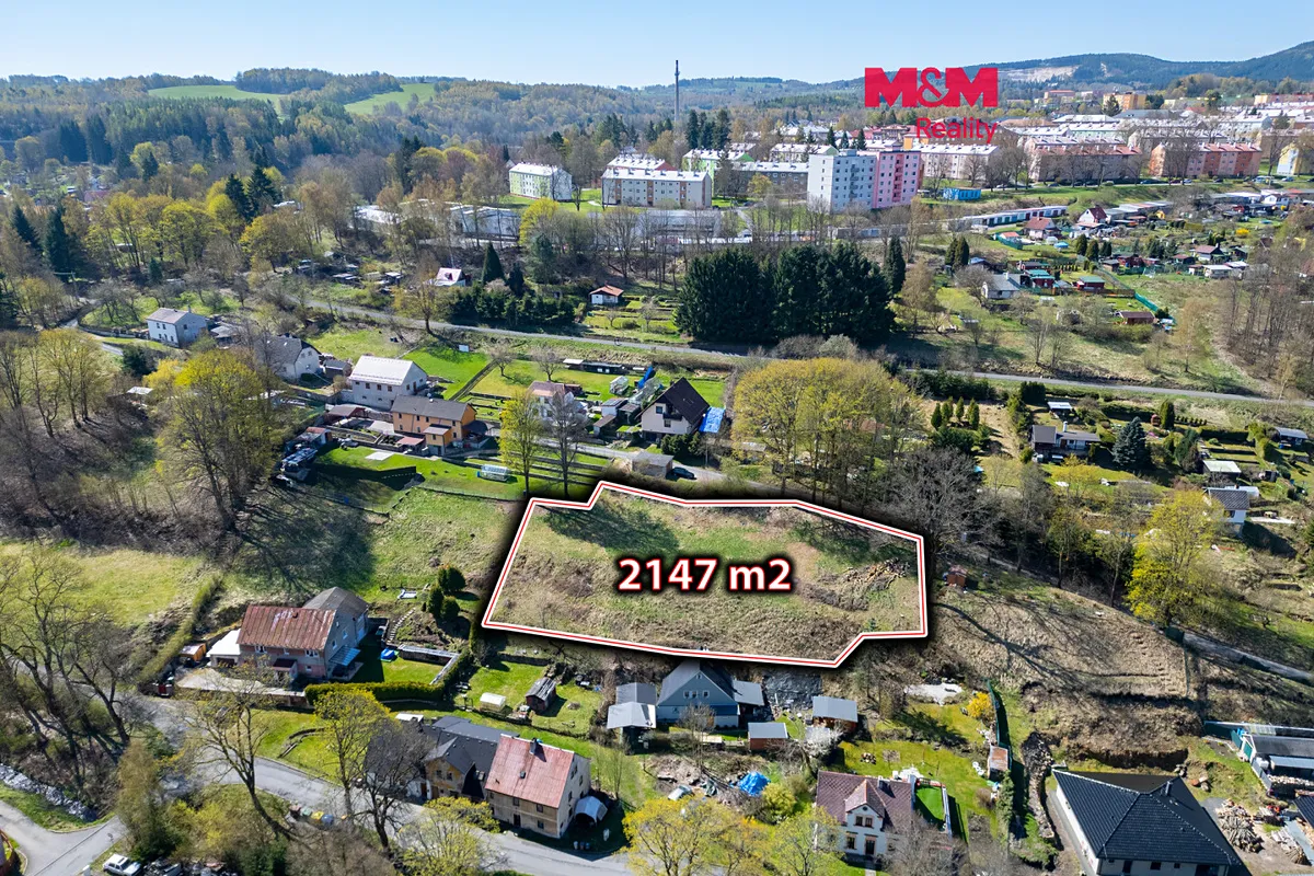 Prodej stavebního pozemku 2147 m²